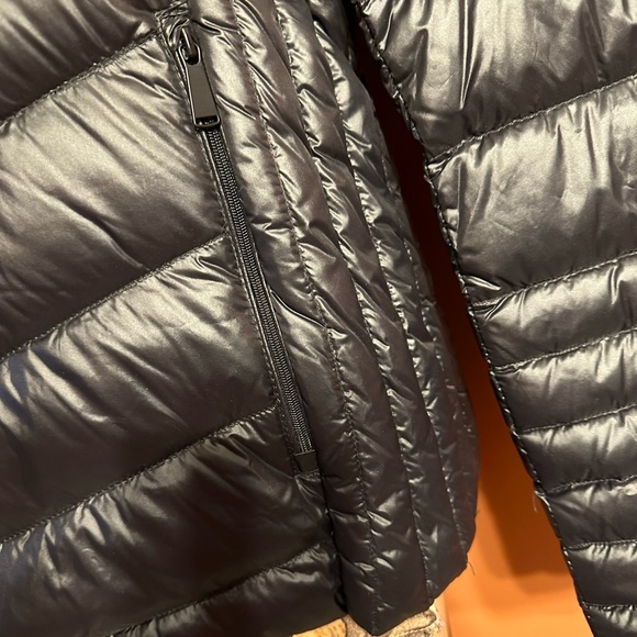 NWT Saks Fifth Avenue Puffer Jacket X Large - Picture 3 of 8